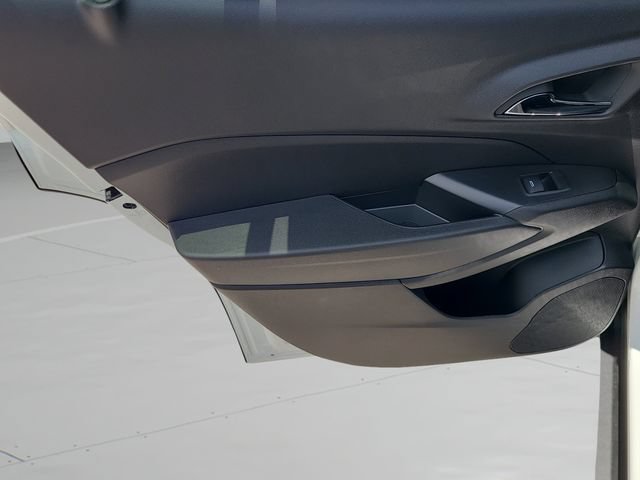 New 2026 Chevrolet Trax LT w/ Midnight Edition FWD image 16
