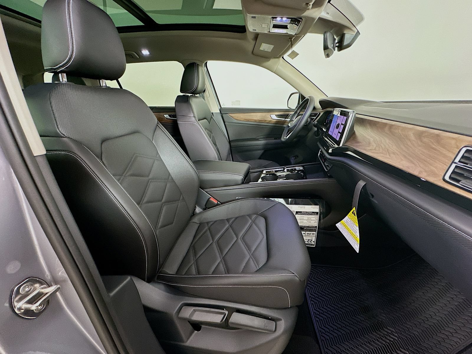 New 2026 Volkswagen Atlas SE AWD/4WD image 44