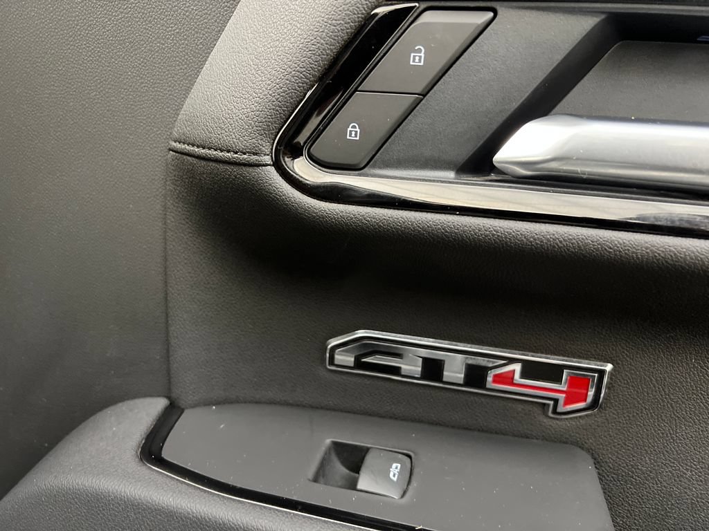Used 2025 GMC Sierra 1500 AT4 AWD/4WD image 35