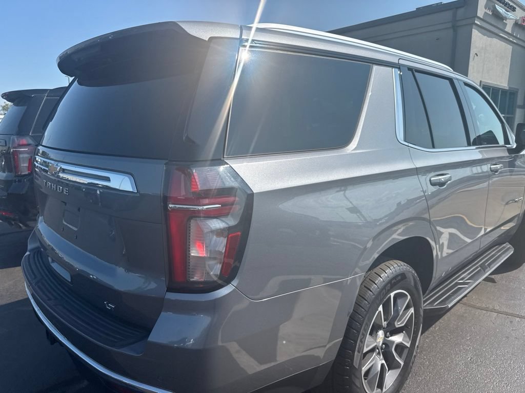 Used 2021 Chevrolet Tahoe LT w/ LT Signature Package AWD/4WD image 4