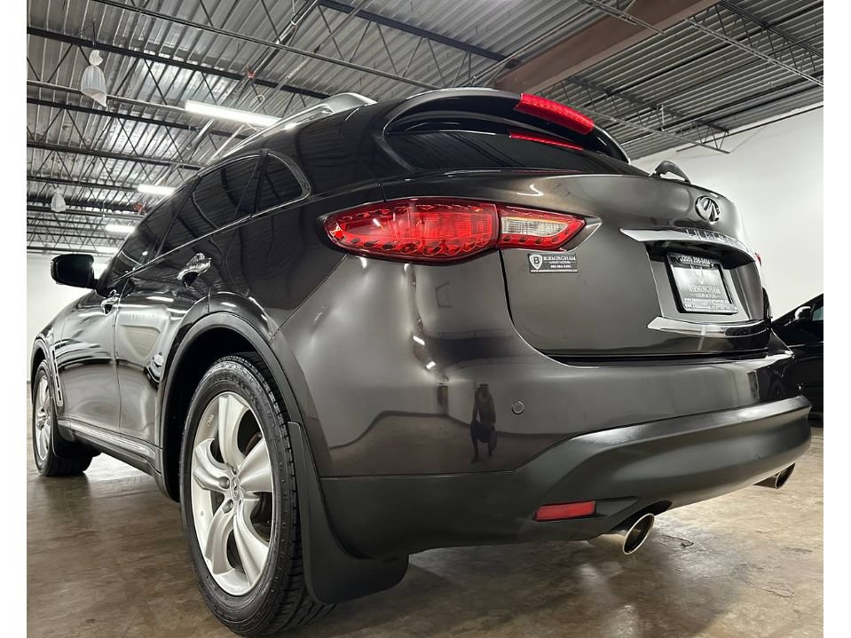 Used 2010 INFINITI FX35 2WD w/ Navigation Pkg image 18
