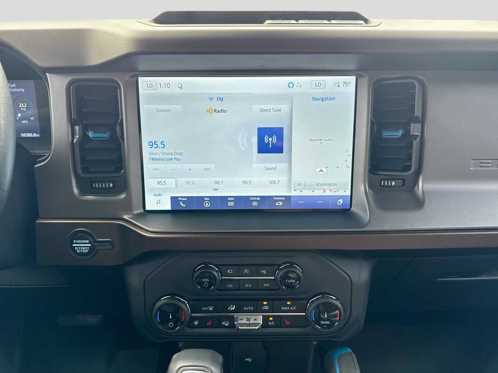 Used 2022 Ford Bronco Outer Banks AWD/4WD image 27