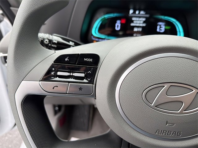 New 2026 Hyundai Elantra Blue image 24