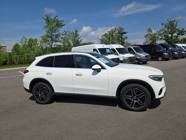 New 2026 Mercedes-Benz GLC 300 4MATIC image 2