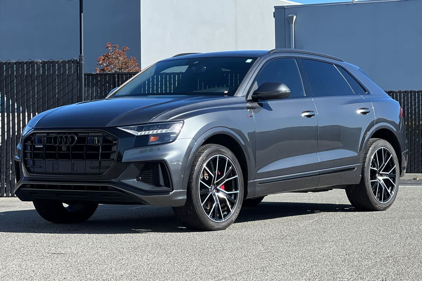 Used 2019 Audi Q8 Premium Plus w/ Premium Plus AWD/4WD image 8