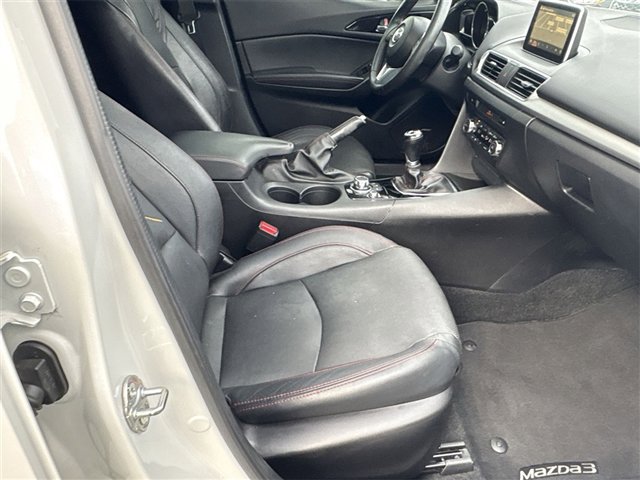 Used 2016 MAZDA MAZDA3 s Grand Touring image 29