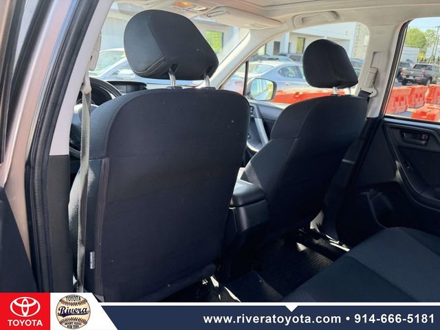 Used 2015 Subaru Forester 2.5i Premium w/ All-Weather Package AWD/4WD image 12