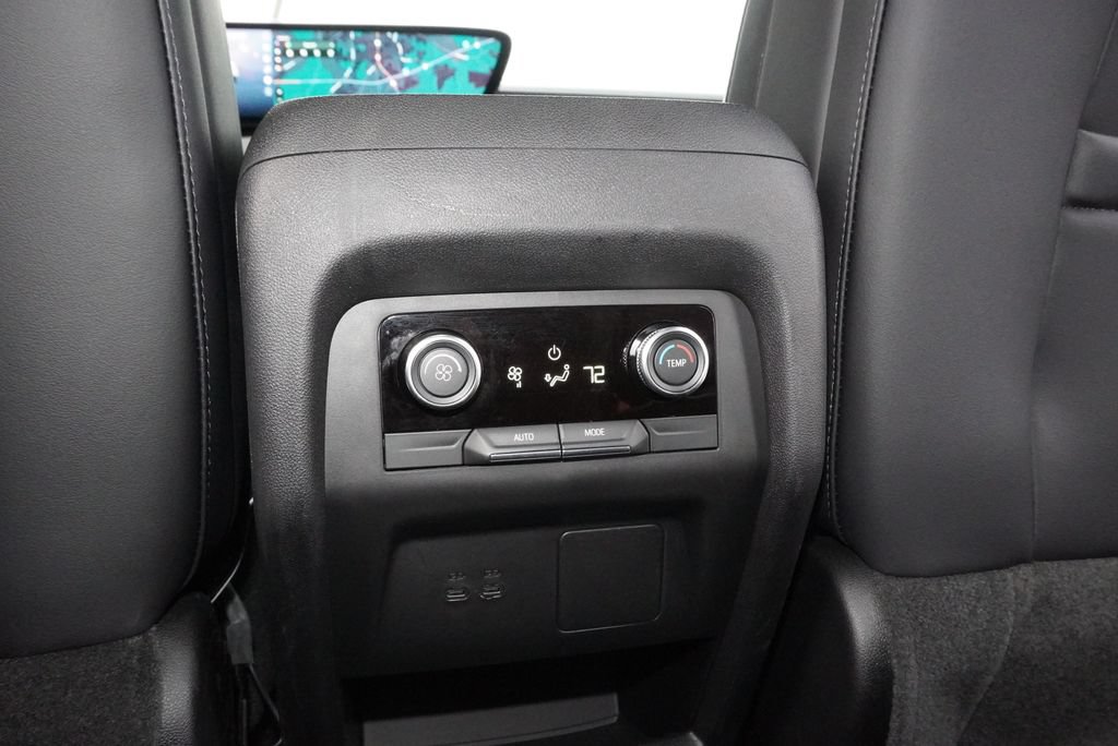 Used 2026 Buick Enclave Sport Touring FWD image 27
