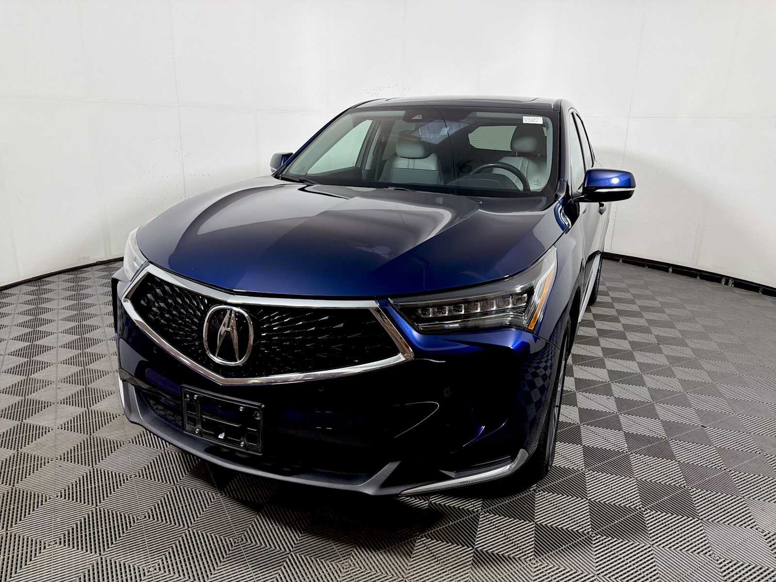 Used 2023 Acura RDX w/ Technology Package AWD/4WD image 3
