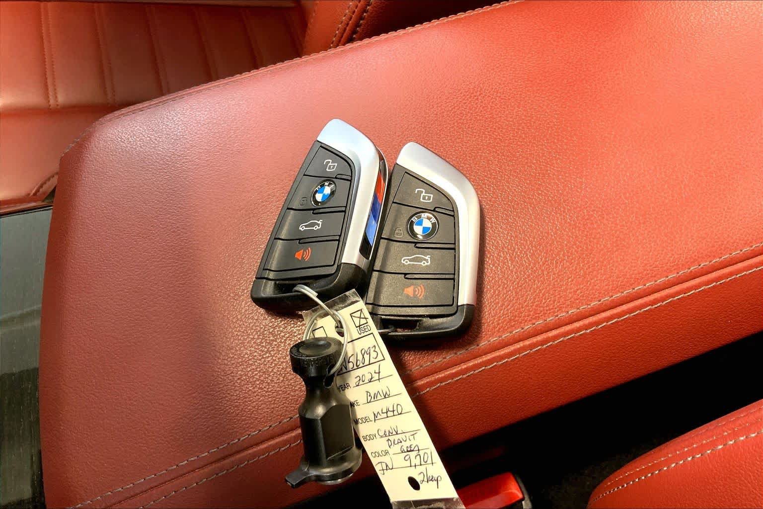 Used 2024 BMW 440i xDrive Convertible AWD/4WD image 14