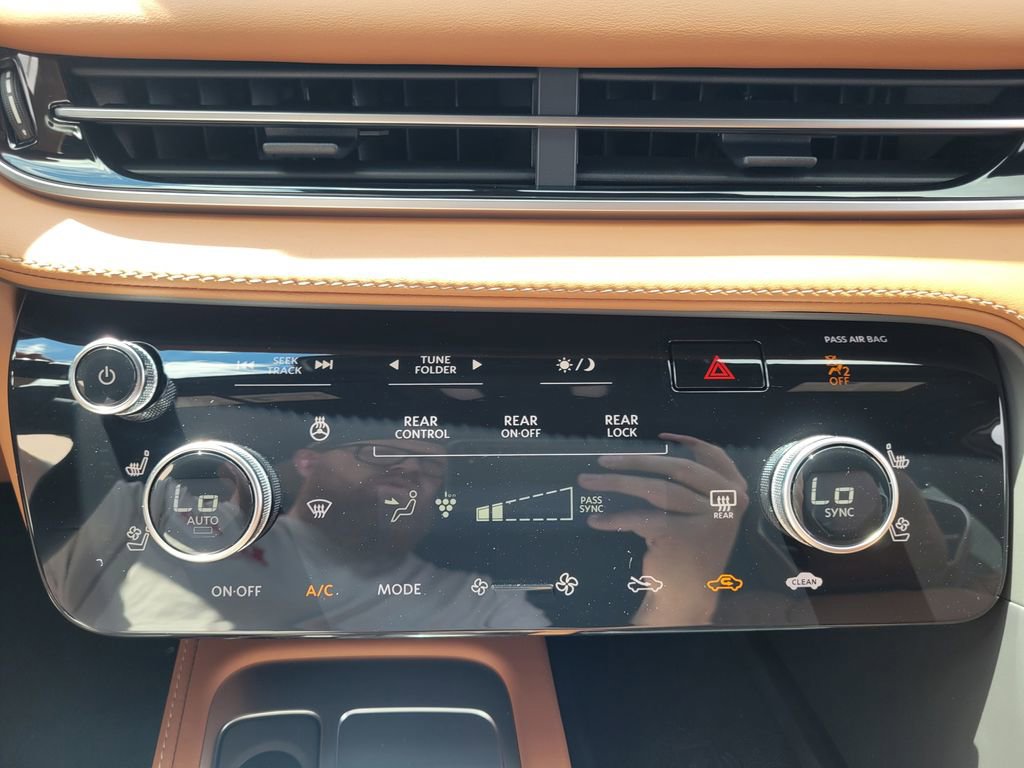 New 2026 INFINITI QX60 Autograph w/ Dark Cargo Package image 29