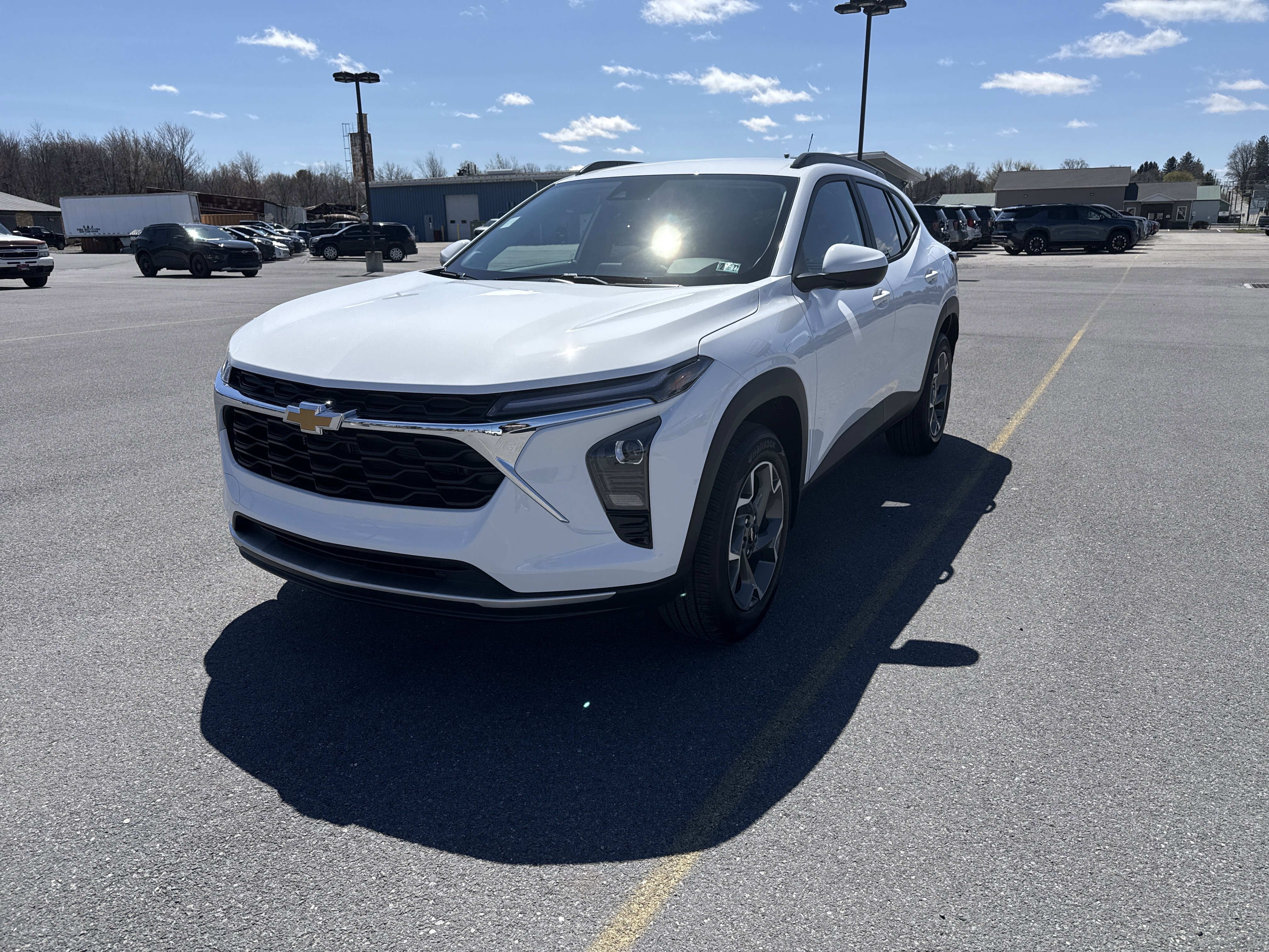 New 2026 Chevrolet Trax LT w/ Driver Confidence Package image 8