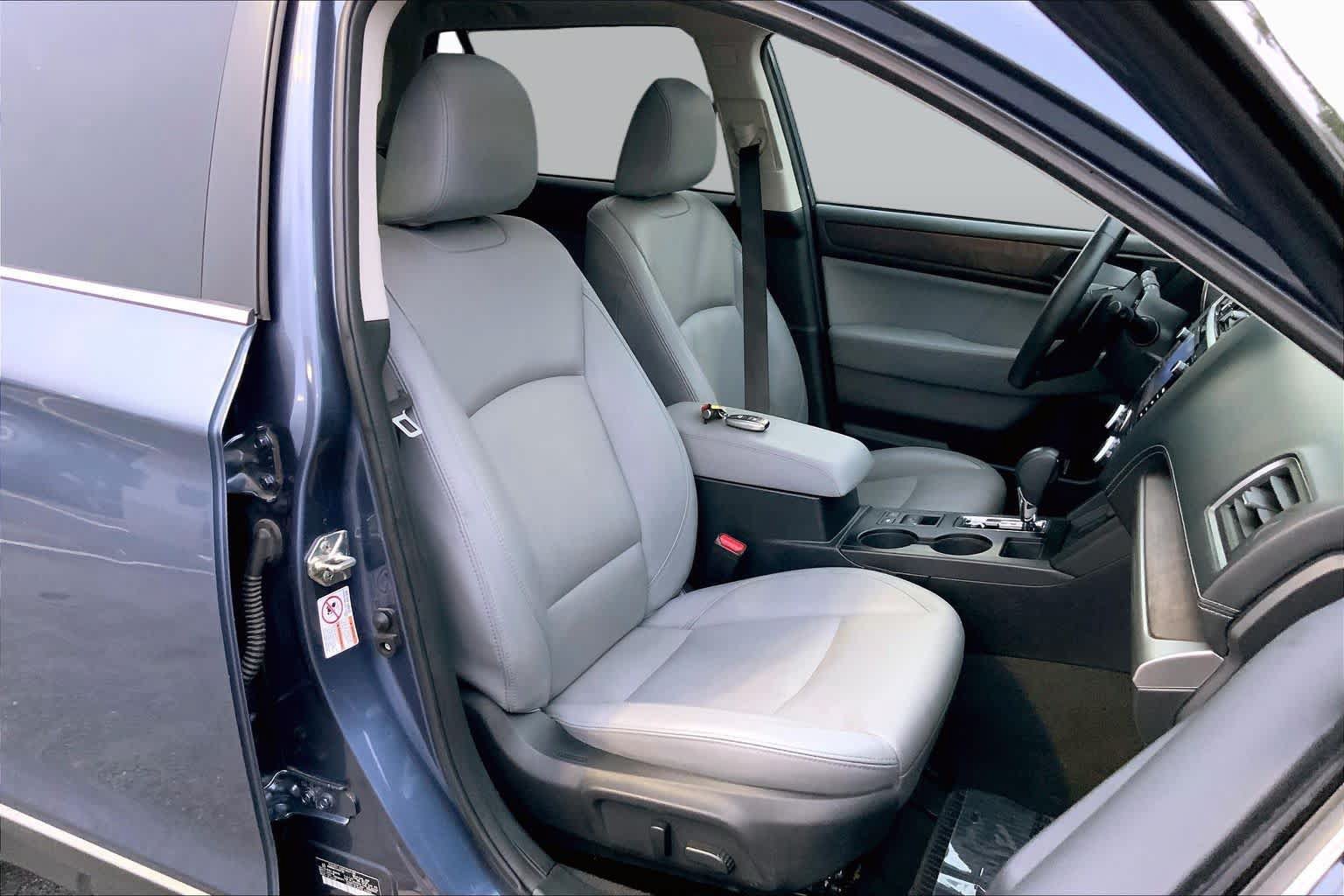 Used 2018 Subaru Outback 2.5i Limited AWD/4WD image 9