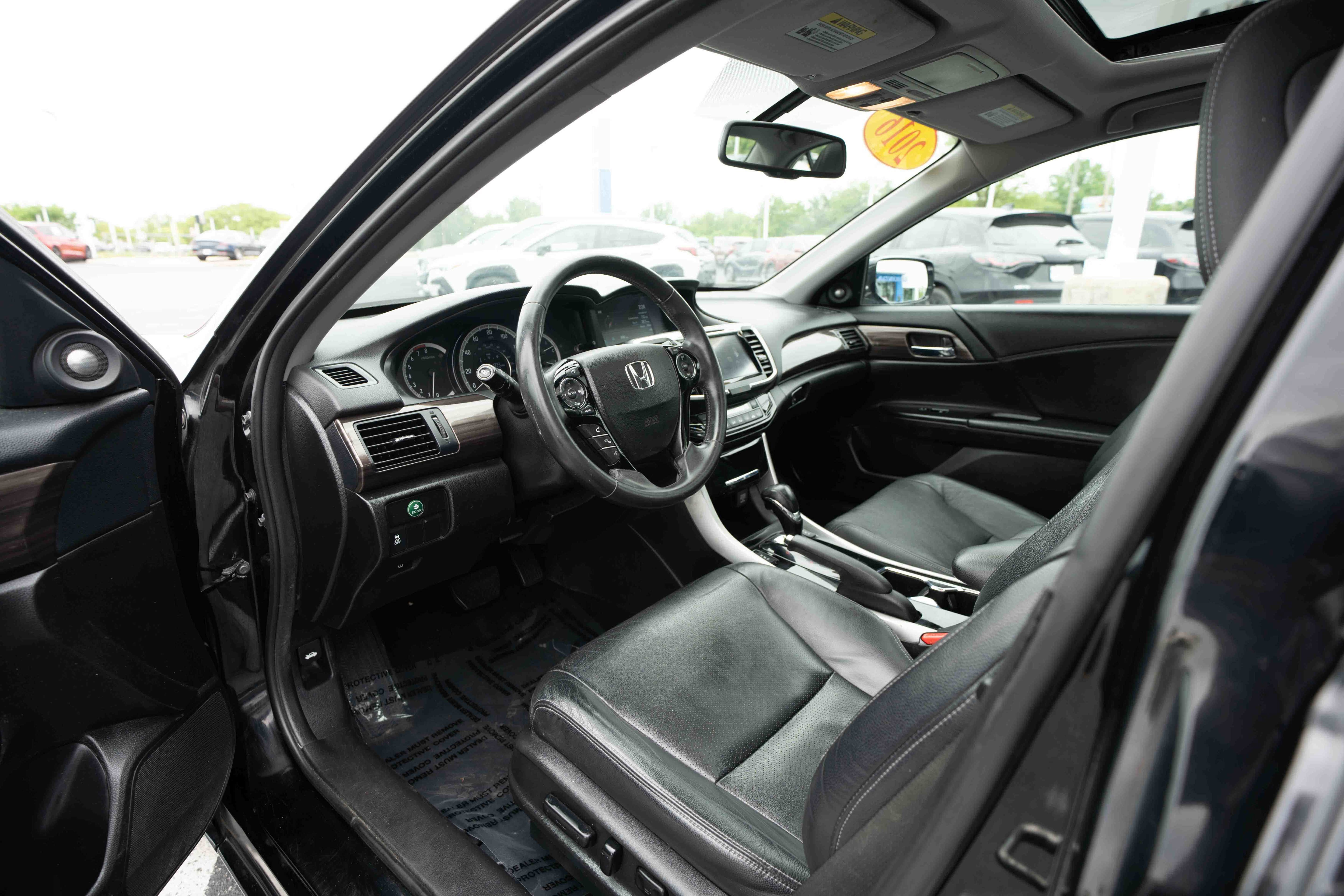 Used 2016 Honda Accord EX-L image 8