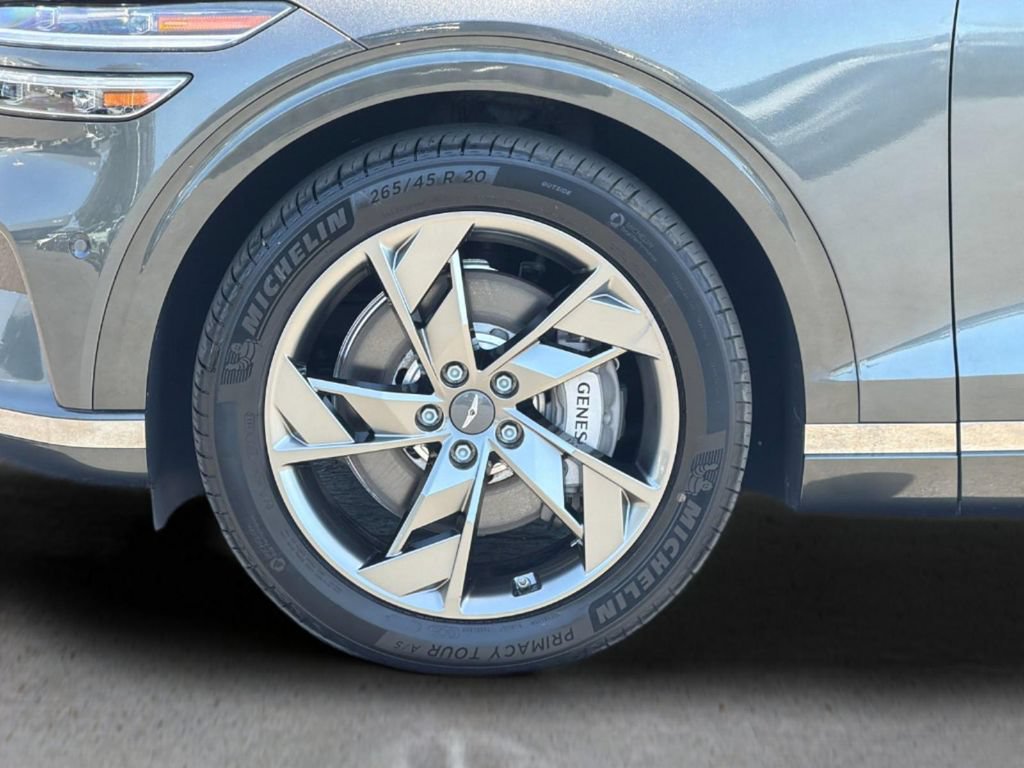 Used 2023 Genesis Electrified GV70 AWD/4WD image 27