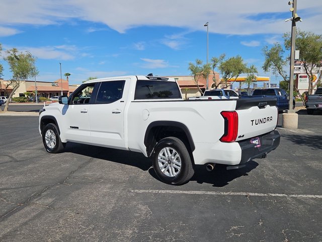 Used 2025 Toyota Tundra SR5 w/ SR5 Premium Package AWD/4WD image 8