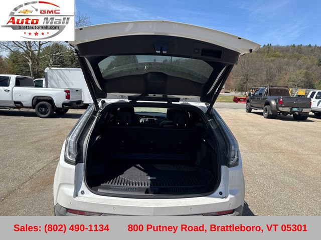 Used 2023 Cadillac XT4 Sport AWD/4WD image 24