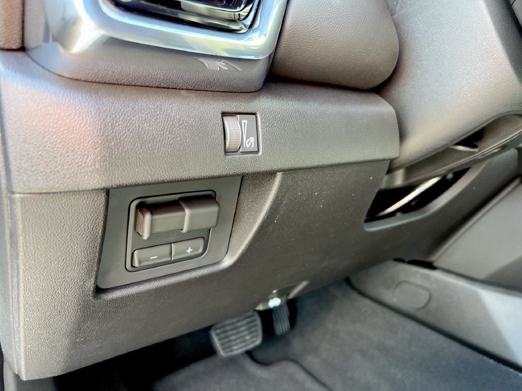 New 2026 GMC Canyon Elevation w/ Convenience Package AWD/4WD image 16