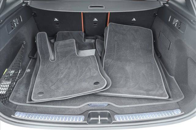 Used 2023 Mercedes-Benz GLC 300 4MATIC image 23