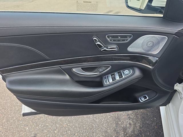 Used 2020 Mercedes-Benz S 560 4MATIC Sedan image 13