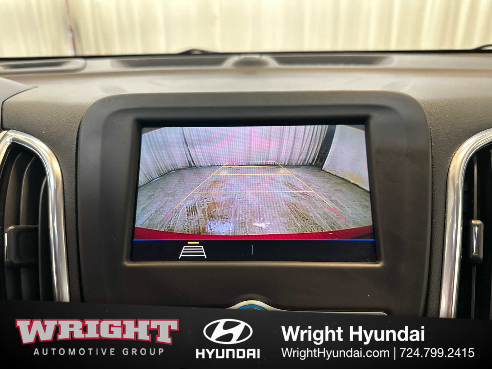 Used 2020 Chevrolet Equinox LT image 27