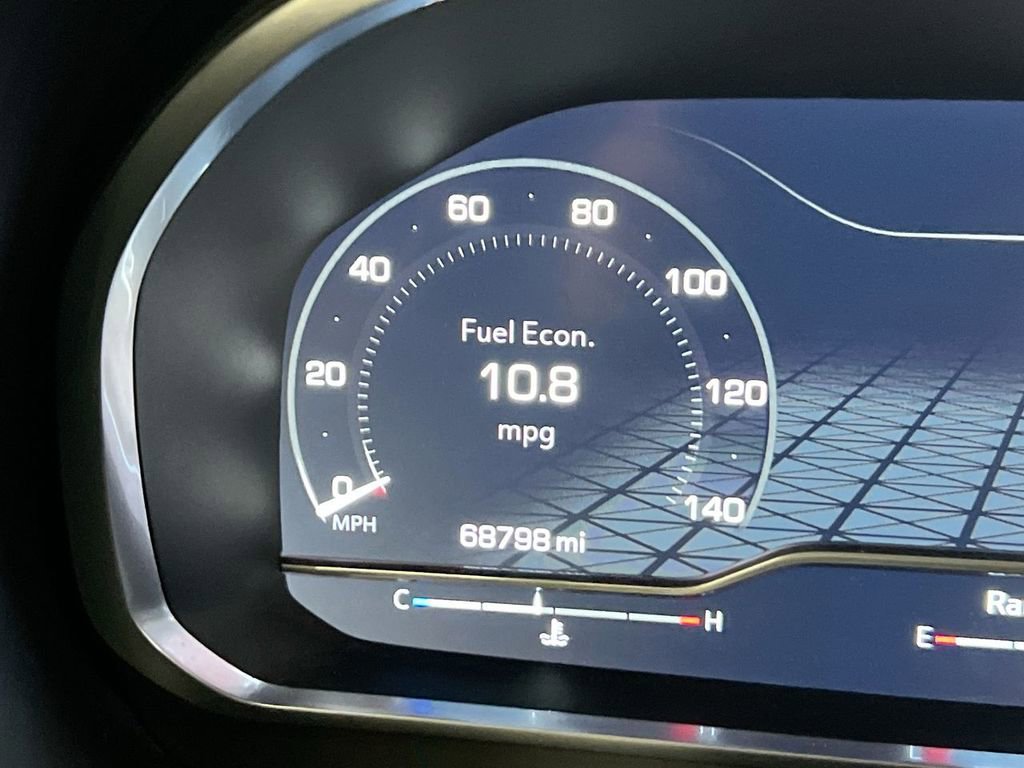 Used 2023 GMC Yukon SLT image 13