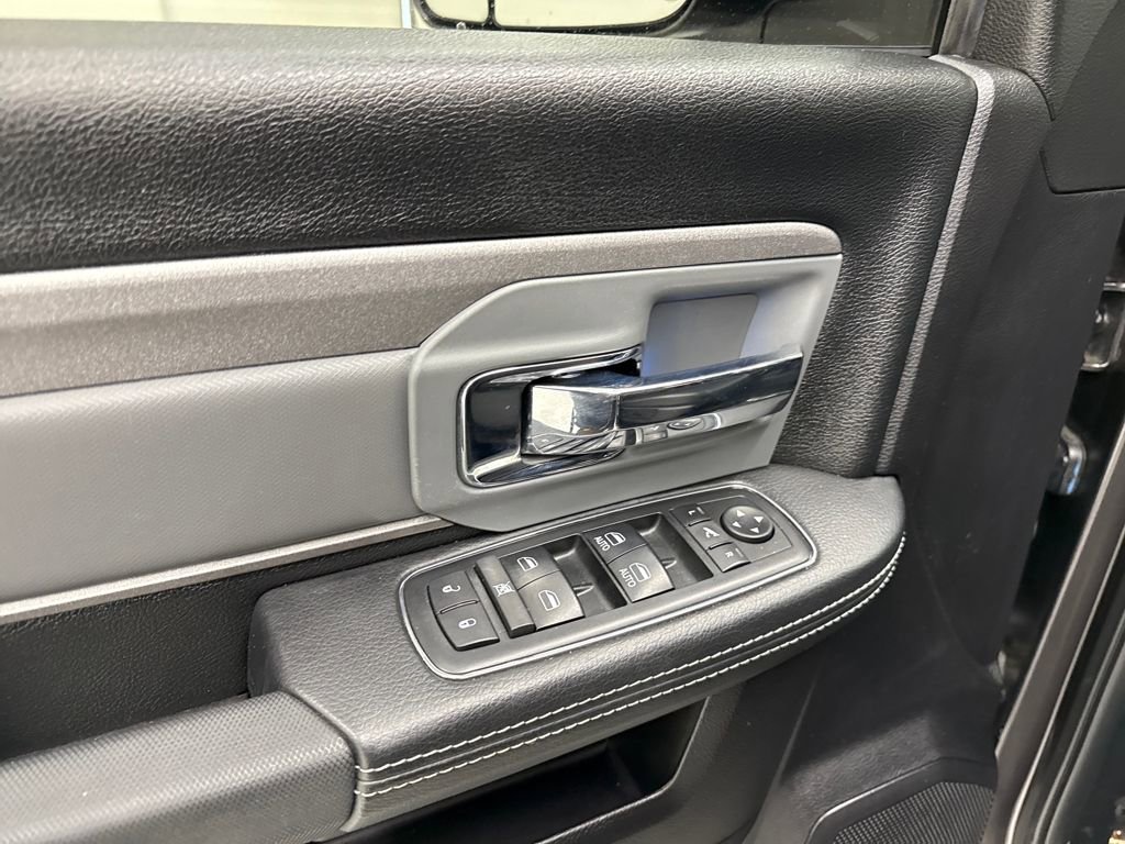 Used 2017 RAM 2500 Power Wagon w/ Leather & Luxury Group image 17