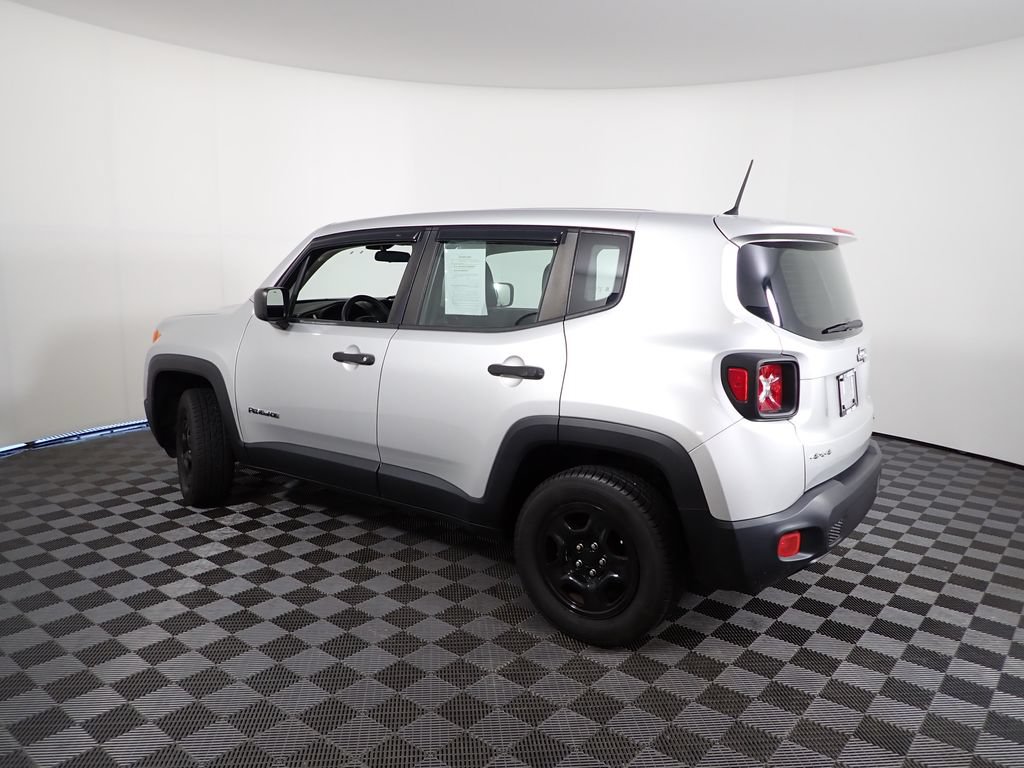 Used 2017 Jeep Renegade Sport w/ Power & Air Group AWD/4WD image 12