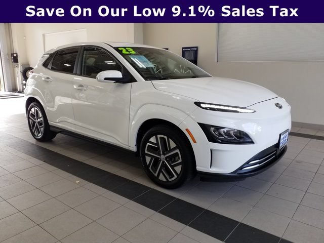 Used 2023 Hyundai Kona Limited w/ Cargo Package FWD image 1