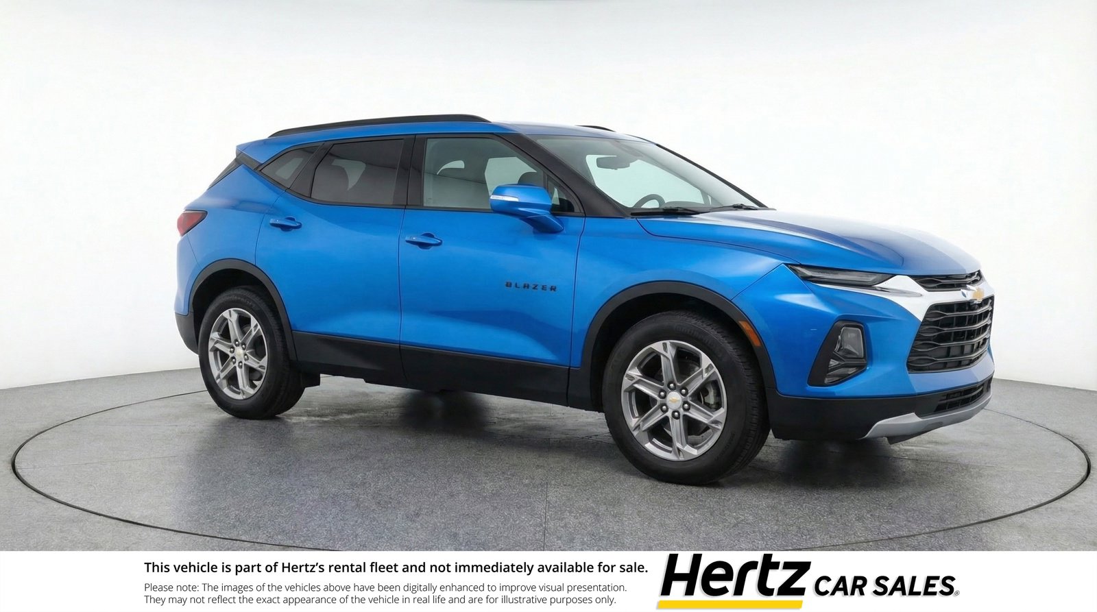 Used 2025 Chevrolet Blazer LT image 1
