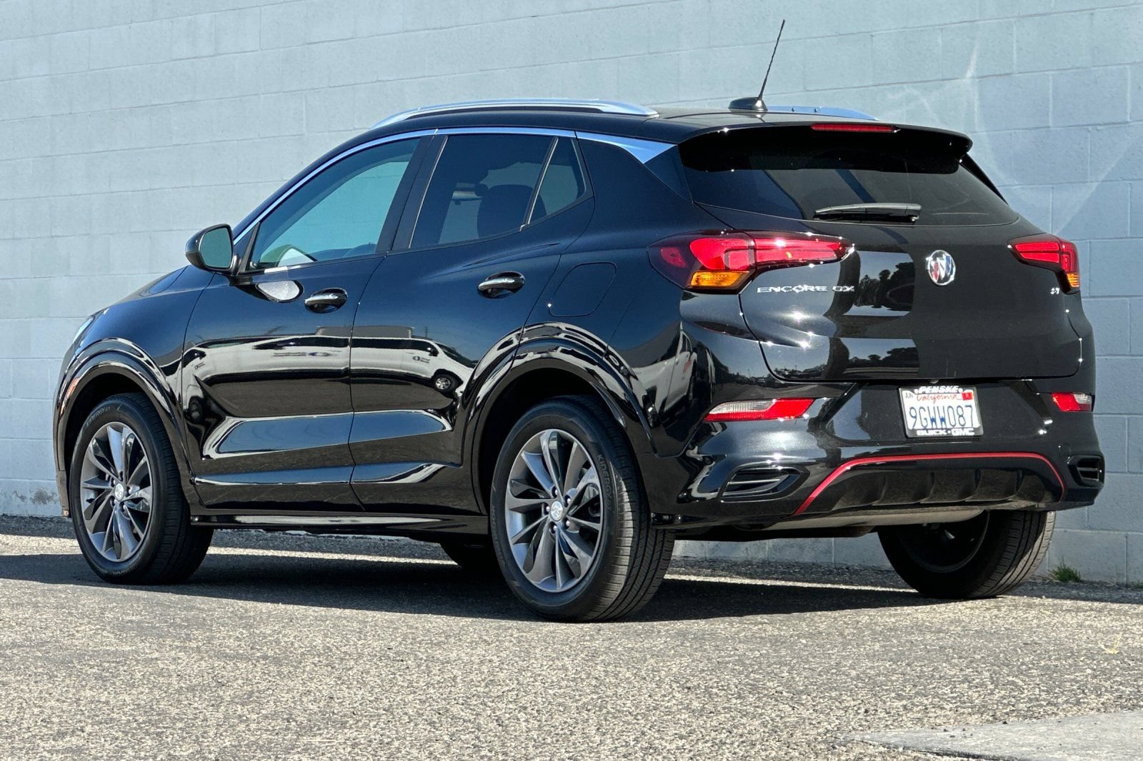 Certified 2023 Buick Encore GX Select w/ Experience Buick Package FWD image 6