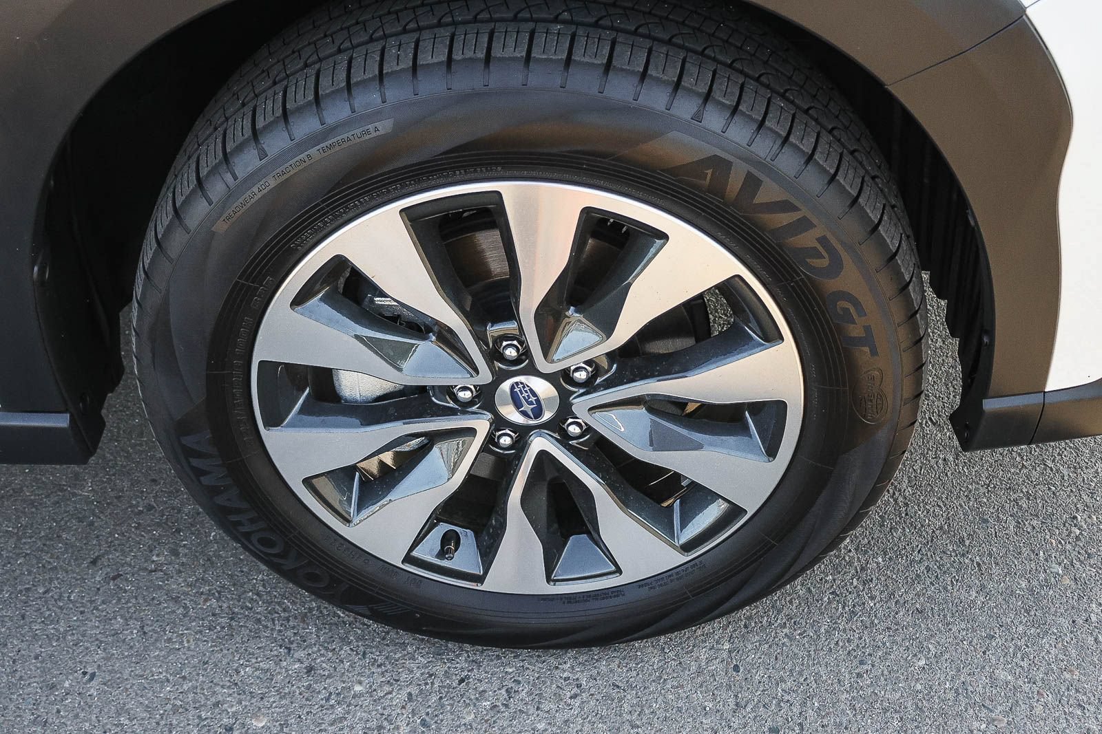Used 2025 Subaru Outback Touring XT AWD/4WD image 14