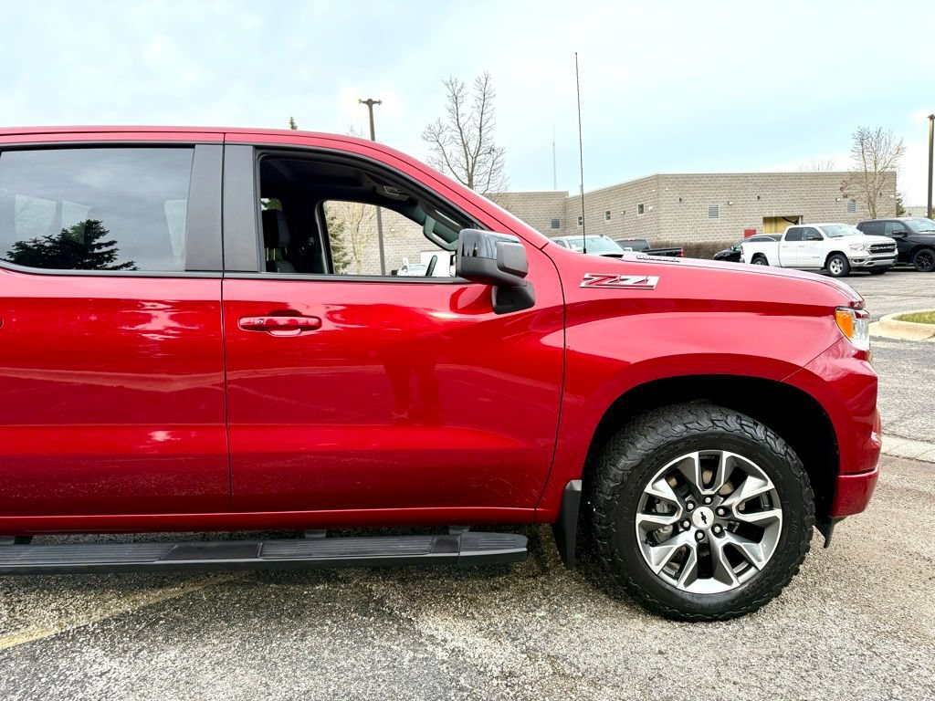Used 2024 Chevrolet Silverado 1500 RST w/ Convenience Package II AWD/4WD image 11