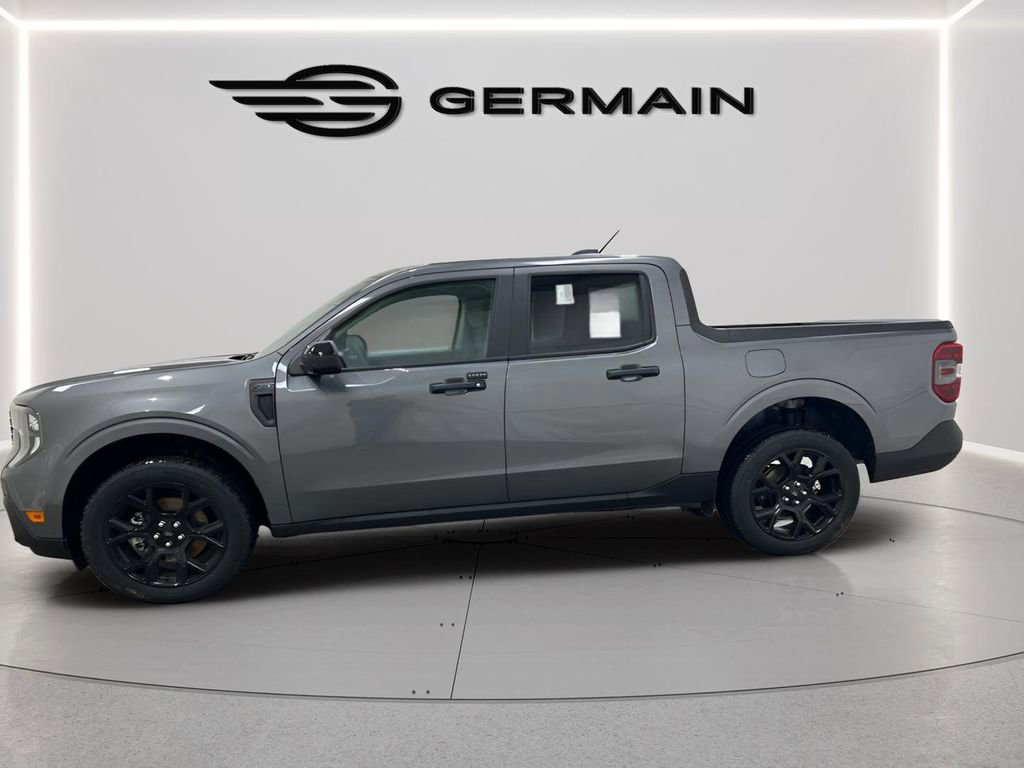 Used 2025 Ford Maverick XLT w/ Black Appearance Package image 4