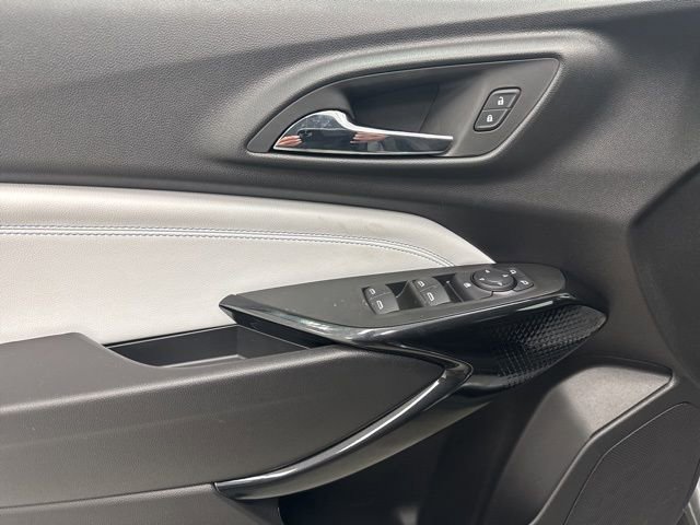 New 2026 Chevrolet Trax LT w/ Driver Confidence Package image 9