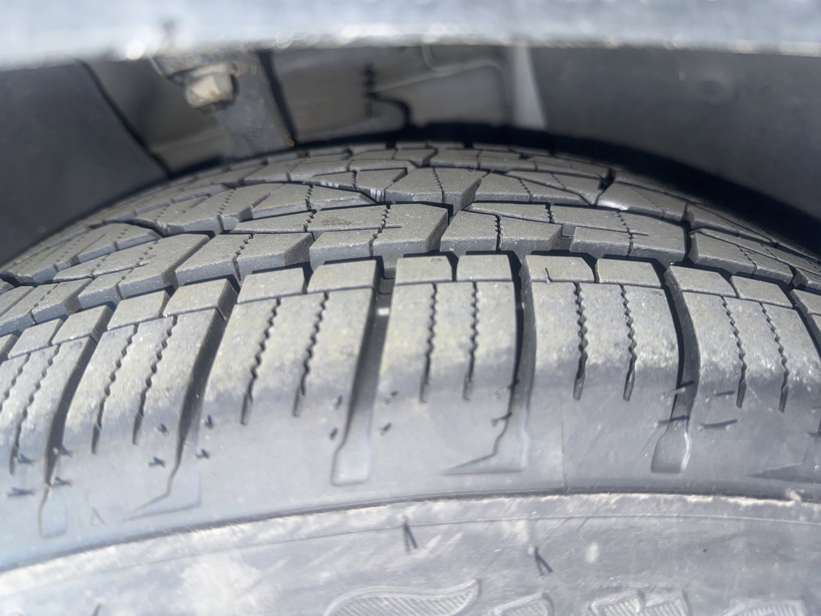 Used 2019 Dodge Challenger SXT image 20