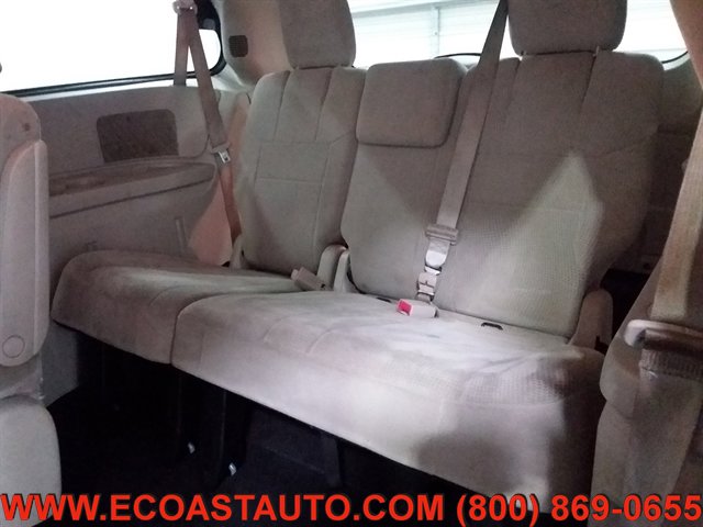 Used 2014 Dodge Grand Caravan SXT w/ Rear Park Assist Package image 14