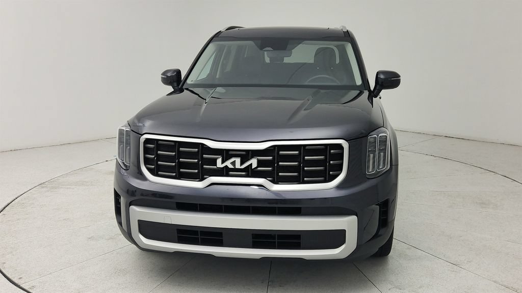 Used 2025 Kia Telluride S FWD image 2