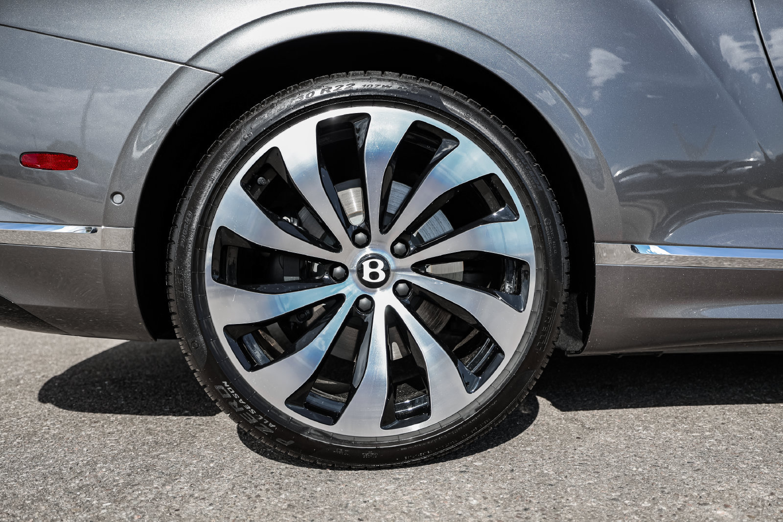 Certified 2026 Bentley Continental GT Azure AWD/4WD image 15