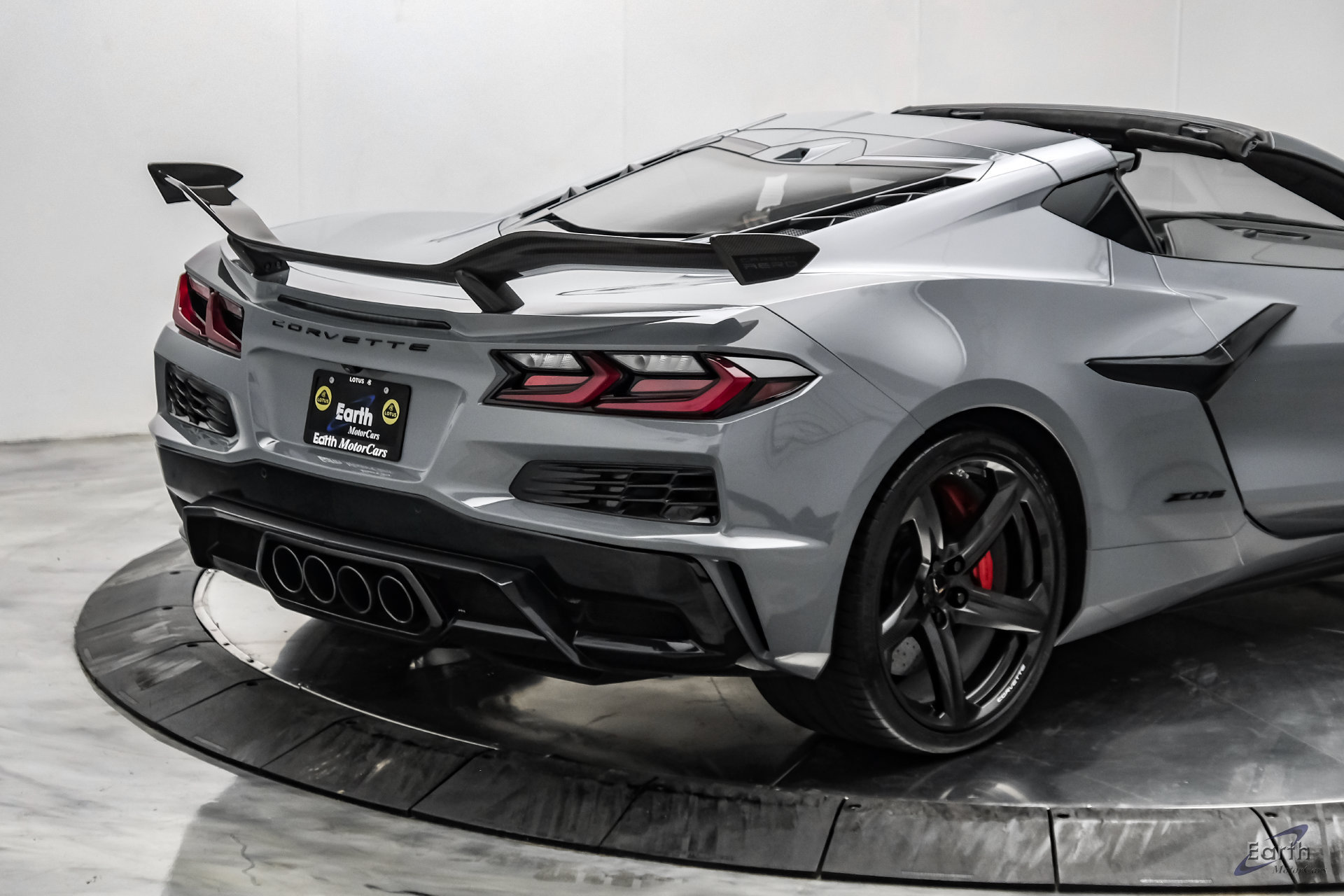 Used 2025 Chevrolet Corvette Z06 w/ Z07 Performance Package RWD image 27