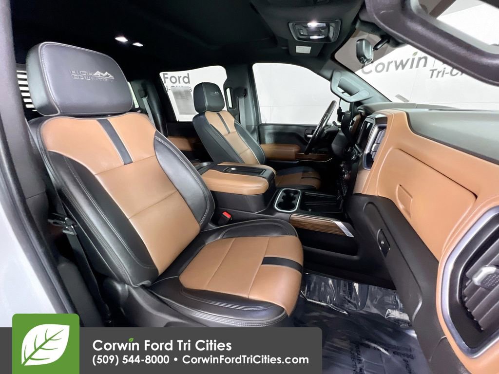 Used 2021 Chevrolet Silverado 3500 High Country w/ Z71 Off-Road Package image 17