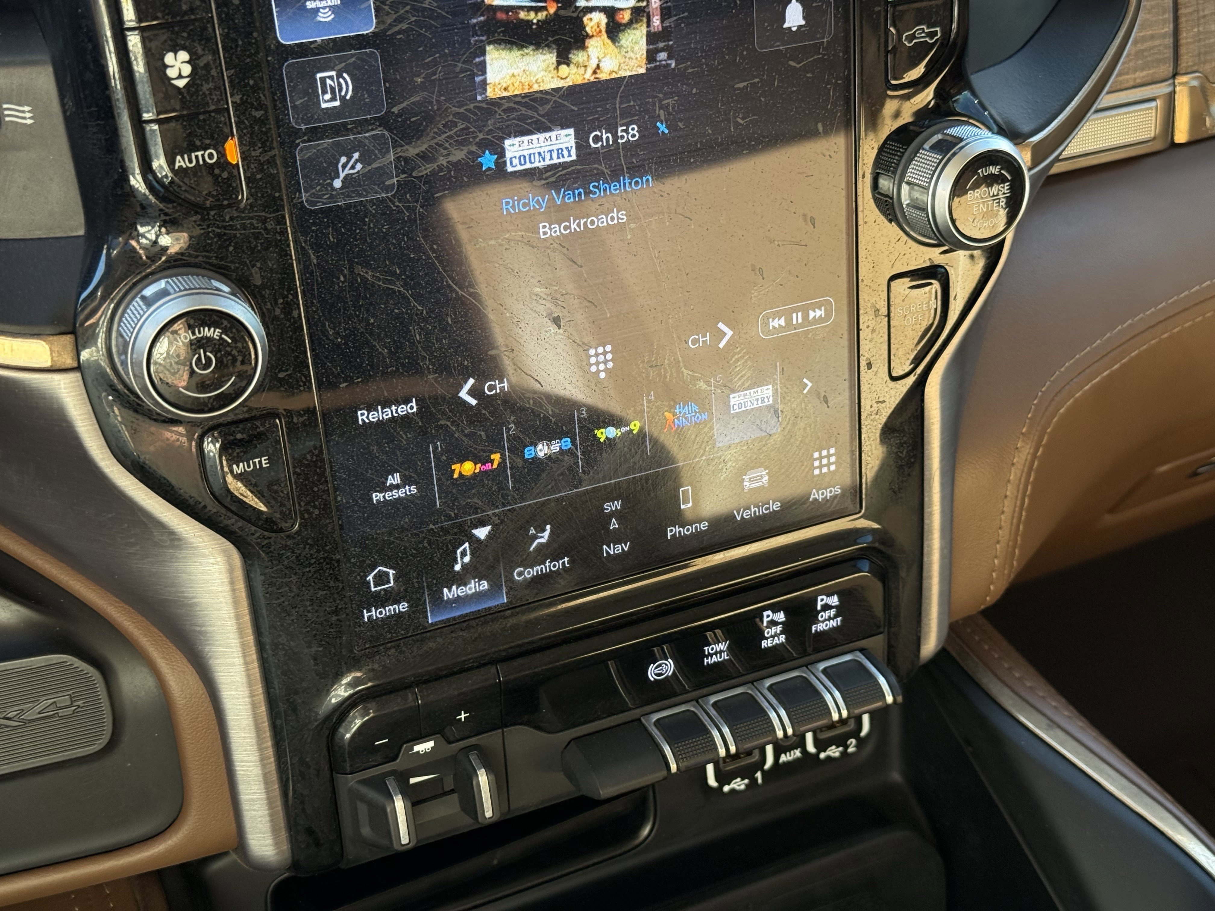 Used 2022 RAM 3500 Limited image 22