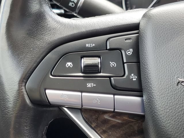 Used 2022 Cadillac XT6 Premium Luxury w/ LPO, Floor Liner Package AWD/4WD image 19