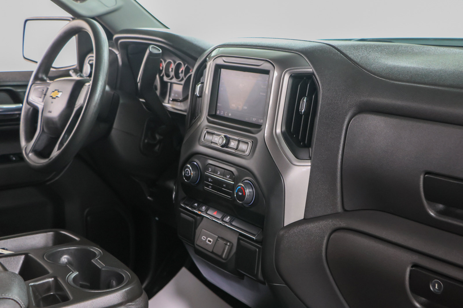 Used 2024 Chevrolet Silverado 1500 W/T w/ Trailering Package AWD/4WD image 25