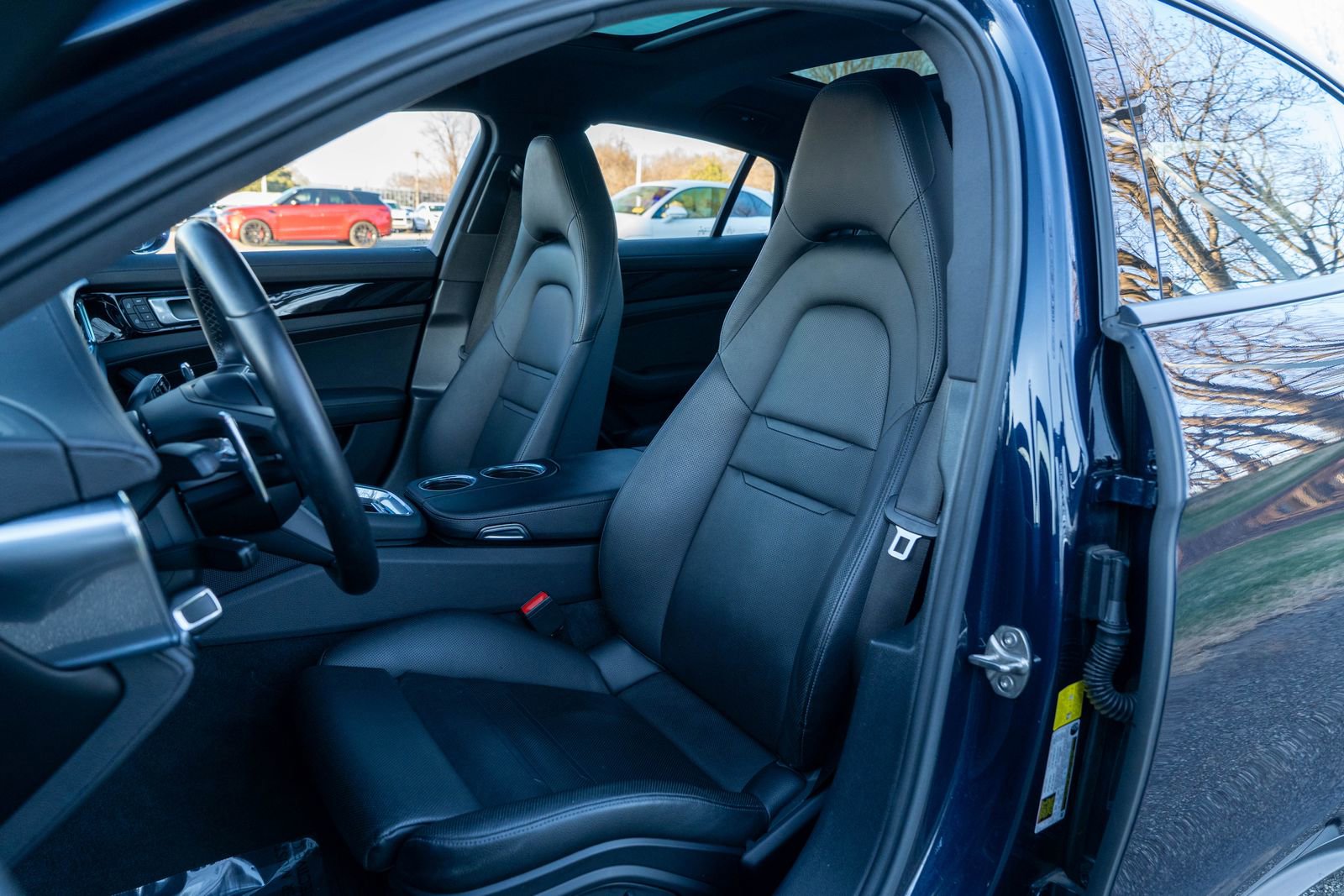 Certified 2022 Porsche Panamera 4 w/ Premium Package image 5