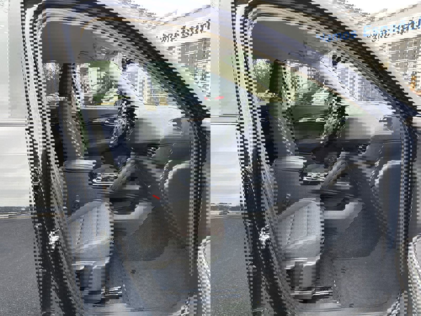 Certified 2023 Buick Envision Preferred image 31