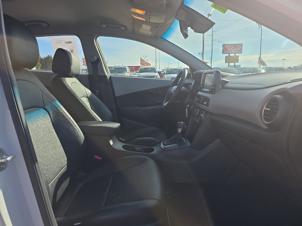 Used 2019 Hyundai Kona SE image 19