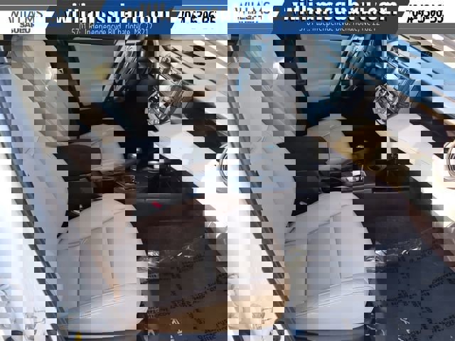 Used 2014 Toyota RAV4 Limited w/ Technology Package image 39