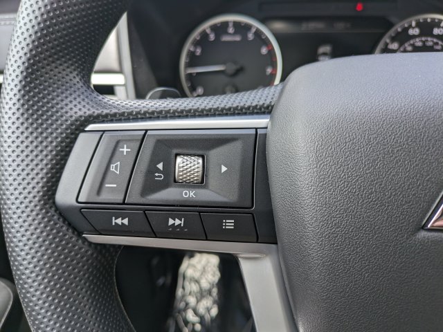 New 2026 Mitsubishi Outlander ES FWD image 20