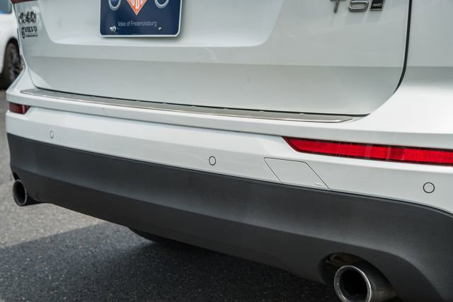 Used 2019 Volvo XC60 T5 Momentum w/ Multimedia Package AWD/4WD image 8